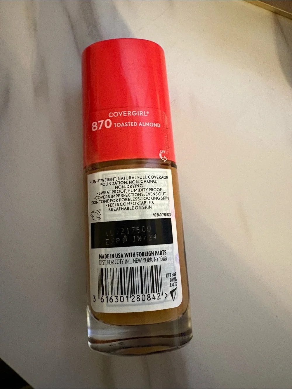 COVERGIRL Outlast Liquid Foundation - 870 Toasted Almond